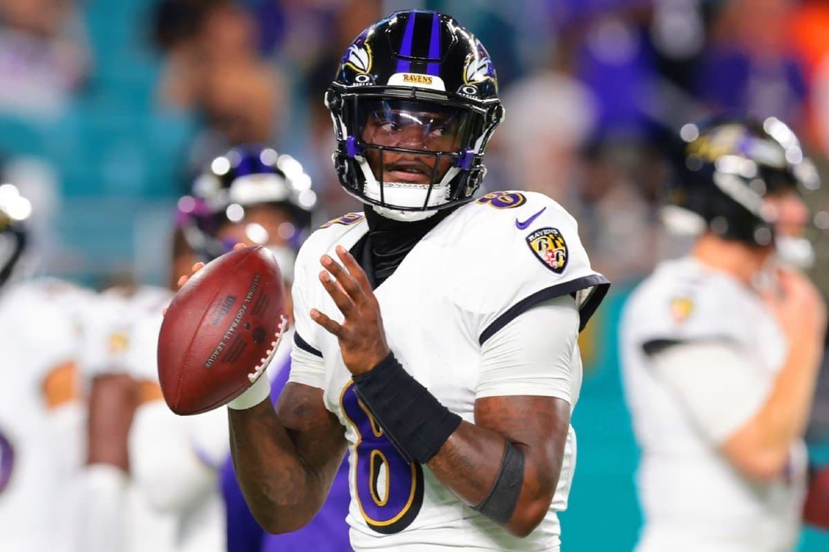 Lamar Jackson Leads Ravens to 28–6 Victory Over Dolphins in Triumphant Return