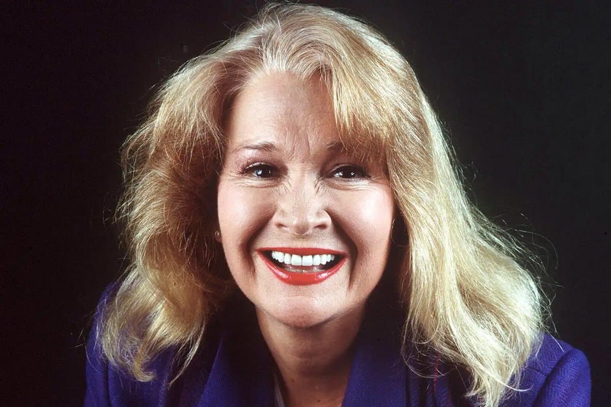 Diane Ladd, Oscar-Nominated Actress and Mother of Laura Dern, Dies at 89
